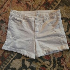 Essential White Denim Shorts for Women